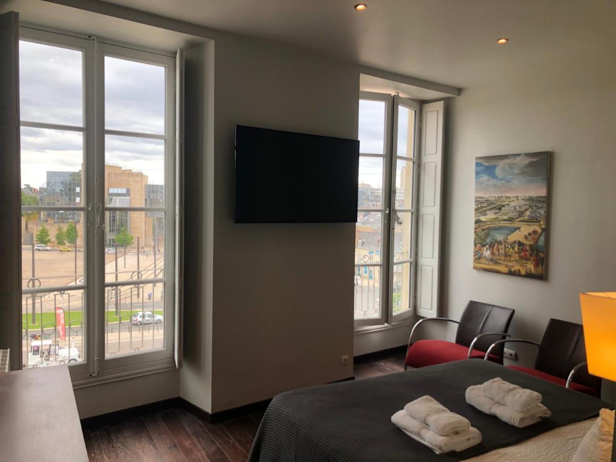 Le Doyenne - Entree Autonome - Hypercentre Bed and Breakfast Λε Μανς Εξωτερικό φωτογραφία