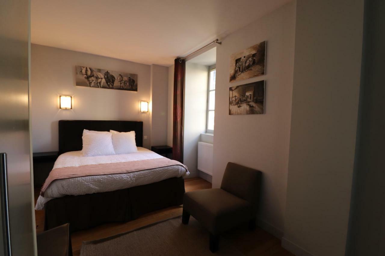 Le Doyenne - Entree Autonome - Hypercentre Bed and Breakfast Λε Μανς Εξωτερικό φωτογραφία