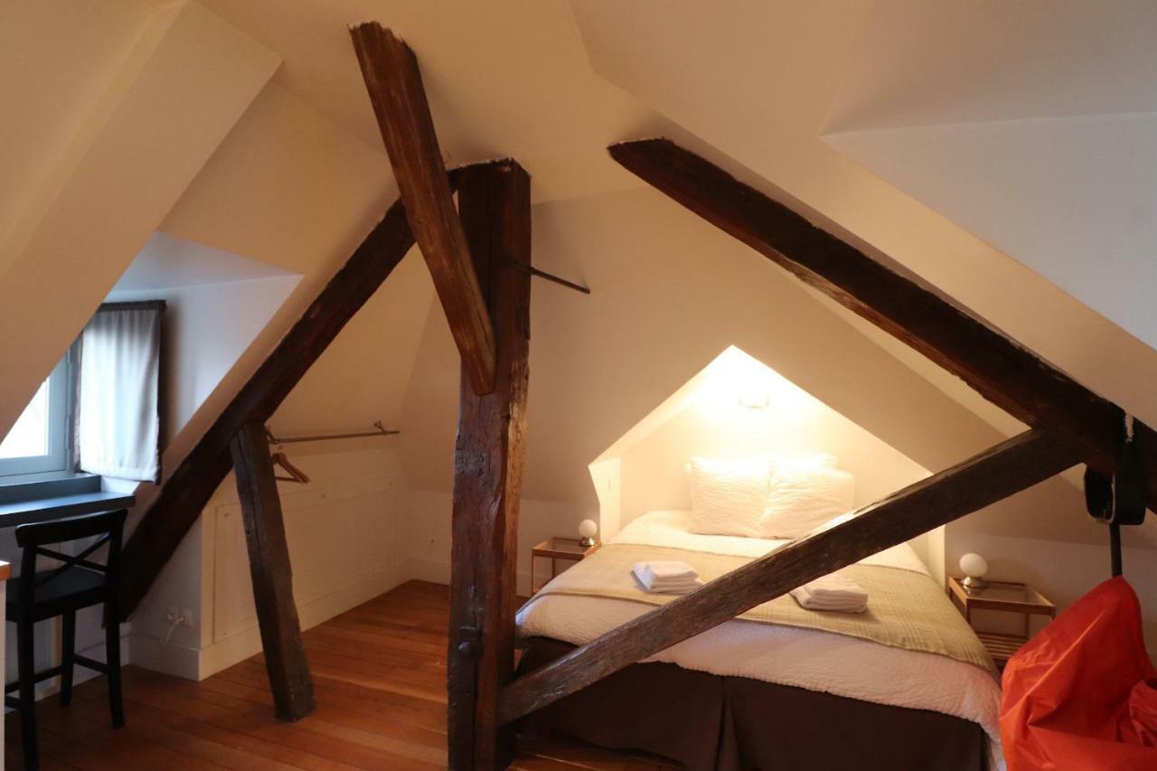 Le Doyenne - Entree Autonome - Hypercentre Bed and Breakfast Λε Μανς Εξωτερικό φωτογραφία