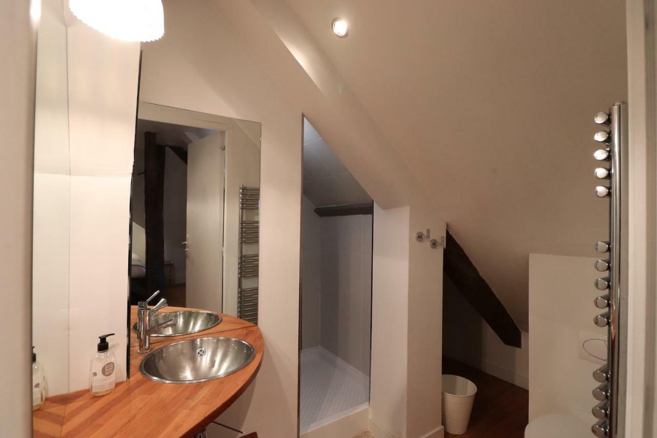 Le Doyenne - Entree Autonome - Hypercentre Bed and Breakfast Λε Μανς Εξωτερικό φωτογραφία