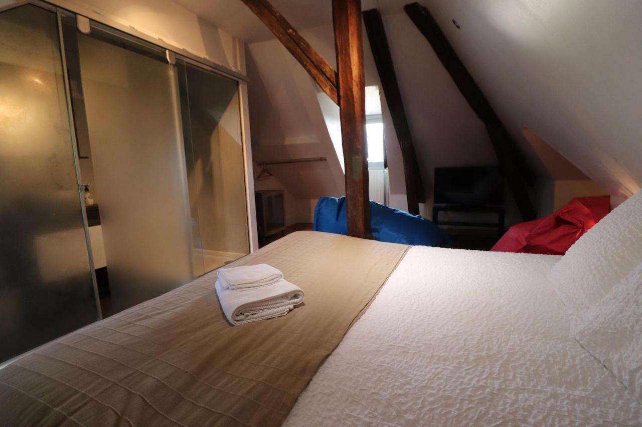 Le Doyenne - Entree Autonome - Hypercentre Bed and Breakfast Λε Μανς Εξωτερικό φωτογραφία