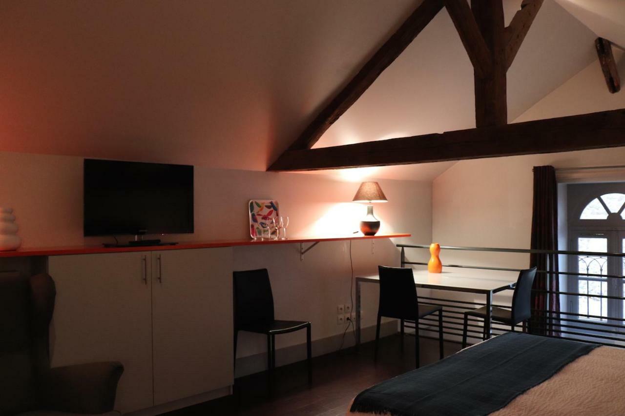 Le Doyenne - Entree Autonome - Hypercentre Bed and Breakfast Λε Μανς Εξωτερικό φωτογραφία